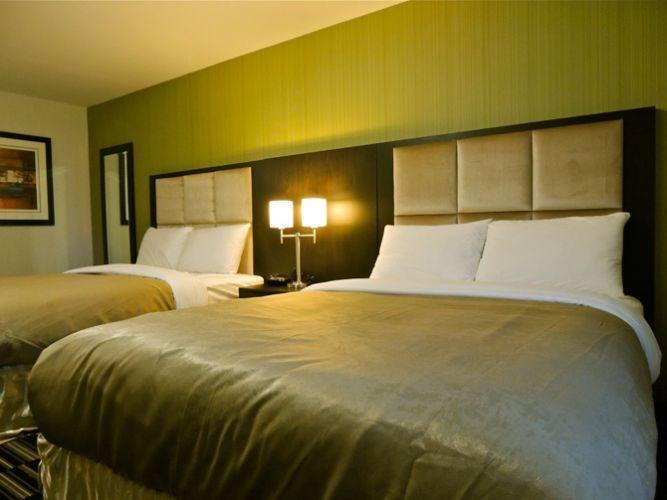Western Star Inn And Suites Carlyle Chambre photo